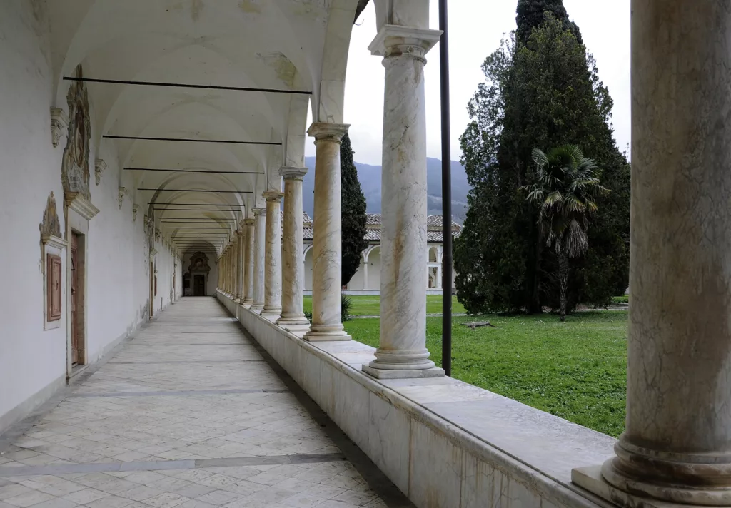 Chiostro dei Padri